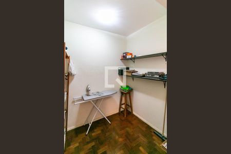 Apartamento à venda com 150m², 4 quartos e 2 vagasÁrea de serviço 