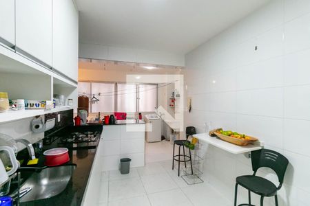 Apartamento à venda com 150m², 4 quartos e 2 vagasCozinha 
