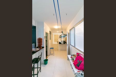 Apartamento à venda com 150m², 4 quartos e 2 vagasÁrea de serviço 