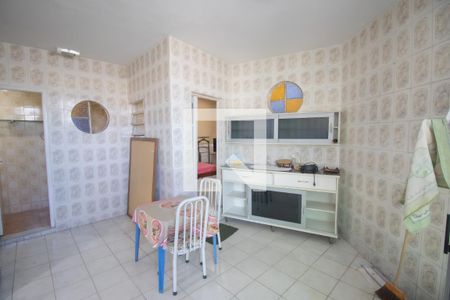 Casa para alugar com 200m², 2 quartos e 2 vagas Casa para alugar com 200m², 2 quartos e 2 vagasCozinha