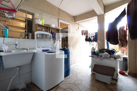 Casa à venda com 180m², 3 quartos e 1 vagaCasa 2 - Area de Serviço