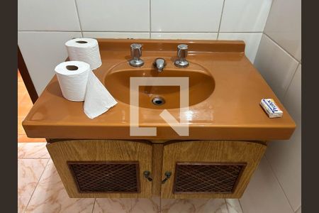 Casa à venda com 129m², 3 quartos e 1 vagaBanheiro