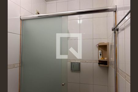 Casa à venda com 129m², 3 quartos e 1 vagaBanheiro 2