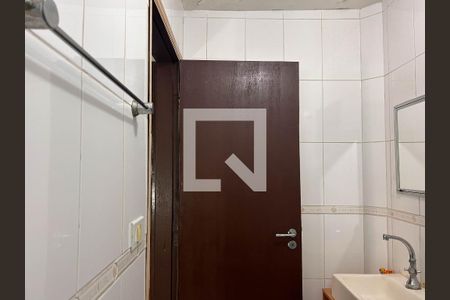 Casa à venda com 129m², 3 quartos e 1 vagaBanheiro 2