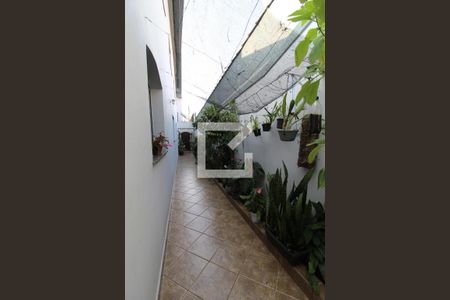 Casa à venda com 194m², 5 quartos e 2 vagasCorredor