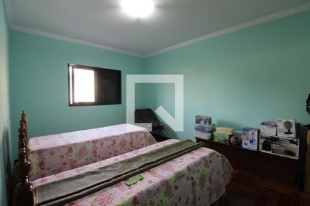 Casa à venda com 194m², 5 quartos e 2 vagasQuarto 3