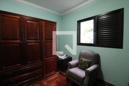 Casa à venda com 194m², 5 quartos e 2 vagasQuarto 1