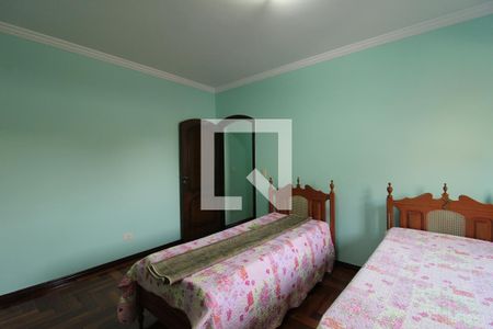 Casa à venda com 194m², 5 quartos e 2 vagasQuarto 3