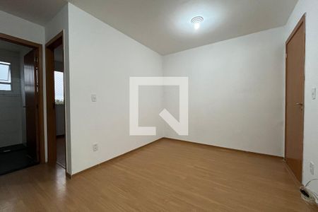 Sala de apartamento para alugar com 2 quartos, 40m² em Parque Santa Rosa, Suzano