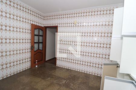 Casa à venda com 252m², 4 quartos e 2 vagasCozinha