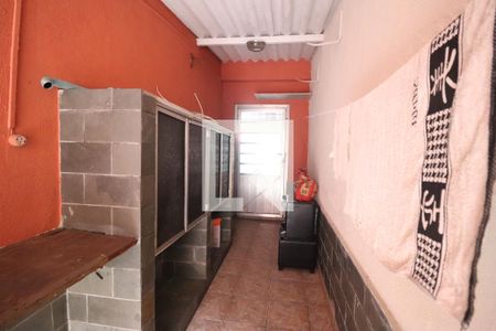 Casa à venda com 252m², 4 quartos e 2 vagasCorredor