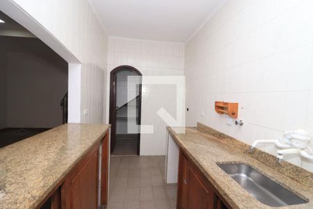 Casa à venda com 252m², 4 quartos e 2 vagasCozinha 2