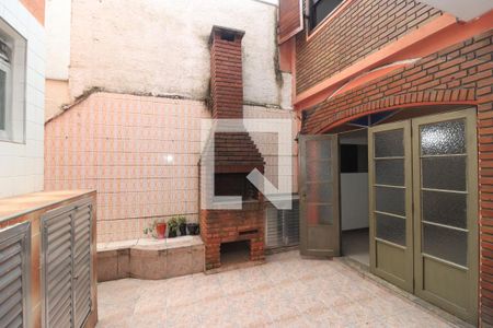 Casa à venda com 252m², 4 quartos e 2 vagasChurrasqueira