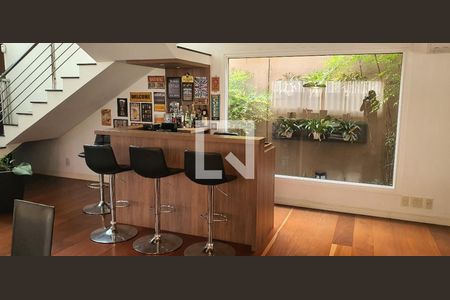 Detalhe Sala de casa à venda com 4 quartos, 350m² em Santo Amaro, São Paulo