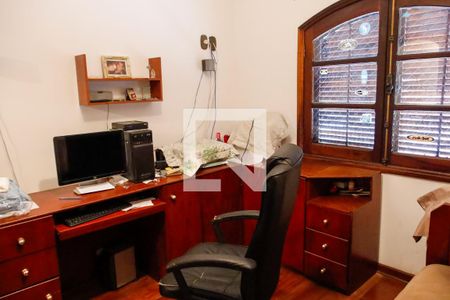 Casa à venda com 400m², 4 quartos e 6 vagas Casa à venda com 400m², 4 quartos e 6 vagasQuarto 2