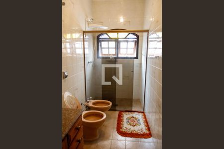 Casa à venda com 400m², 4 quartos e 6 vagas Casa à venda com 400m², 4 quartos e 6 vagasBanheiro