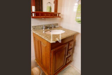 Casa à venda com 400m², 4 quartos e 6 vagas Casa à venda com 400m², 4 quartos e 6 vagasBanheiro da Suíte 3