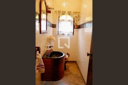 Casa à venda com 400m², 4 quartos e 6 vagas Casa à venda com 400m², 4 quartos e 6 vagasLavabo