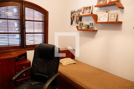 Casa à venda com 400m², 4 quartos e 6 vagas Casa à venda com 400m², 4 quartos e 6 vagasQuarto 2