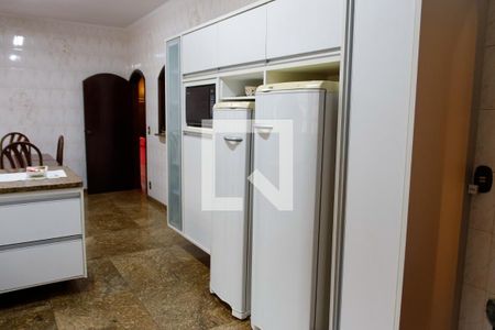 Casa à venda com 400m², 4 quartos e 6 vagas Casa à venda com 400m², 4 quartos e 6 vagasCozinha