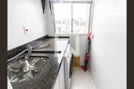 Apartamento à venda com 59m², 2 quartos e 1 vaga Apartamento à venda com 59m², 2 quartos e 1 vagaÁrea de Serviço