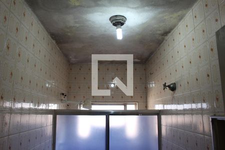 Casa à venda com 375m², 2 quartos e 2 vagasBanheiro