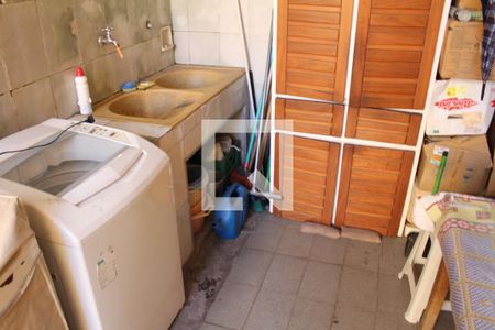 Casa à venda com 375m², 2 quartos e 2 vagasÁrea de serviço