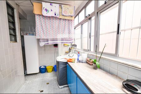 Apartamento para alugar com 136m², 4 quartos e 2 vagasArea serviço