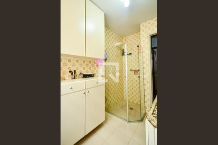 Apartamento para alugar com 136m², 4 quartos e 2 vagasBanheiro social