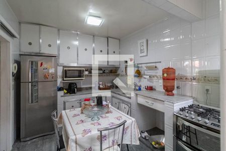 Casa à venda com 360m², 4 quartos e 2 vagasCozinha