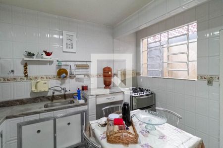 Casa à venda com 360m², 4 quartos e 2 vagasCozinha