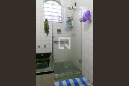 Casa à venda com 360m², 4 quartos e 2 vagasBanheiro social