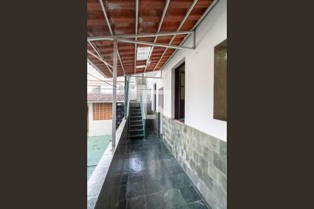 Casa à venda com 360m², 4 quartos e 2 vagasQuintal