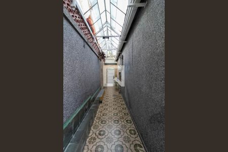 Casa à venda com 360m², 4 quartos e 2 vagasCorredor