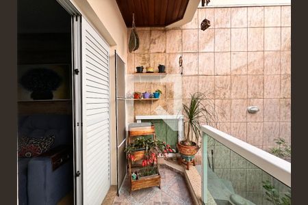 Apartamento à venda com 90m², 3 quartos e 2 vagasQuintal