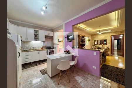 Apartamento à venda com 90m², 3 quartos e 2 vagasCozinha