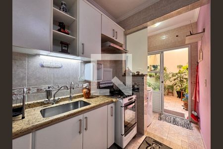 Apartamento à venda com 90m², 3 quartos e 2 vagasCozinha