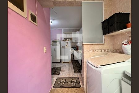 Apartamento à venda com 90m², 3 quartos e 2 vagasLavanderia