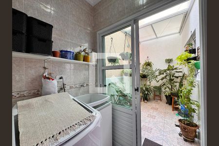 Apartamento à venda com 90m², 3 quartos e 2 vagasLavanderia