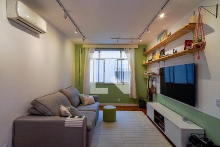 Sala de apartamento à venda com 1 quarto, 55m² em Icaraí, Niterói