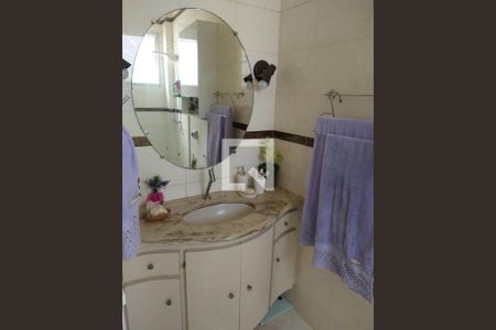 Apartamento à venda com 166m², 4 quartos e 3 vagas Apartamento à venda com 166m², 4 quartos e 3 vagasBanheiro