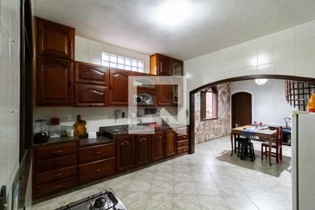 Casa à venda com 324m², 3 quartos e 4 vagasCozinha