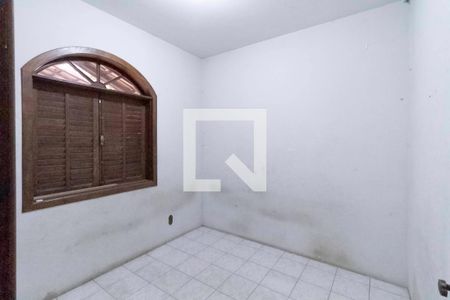 Casa à venda com 324m², 3 quartos e 4 vagasQuarto 3