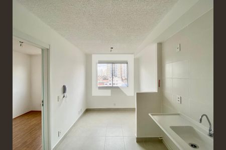 Sala/Cozinha de apartamento para alugar com 1 quarto, 39m² em Brás, São Paulo