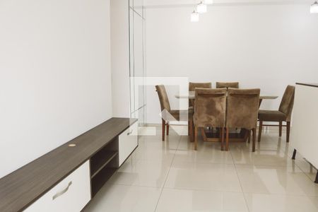 Apartamento para alugar com 62m², 2 quartos e 1 vagaSala