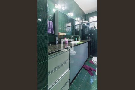 Casa à venda com 390m², 3 quartos e 4 vagasBanheiro Social