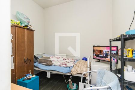 Casa à venda com 390m², 3 quartos e 4 vagasQuarto de Serviço