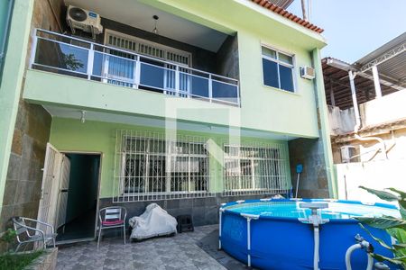 Casa à venda com 390m², 3 quartos e 4 vagasVaranda