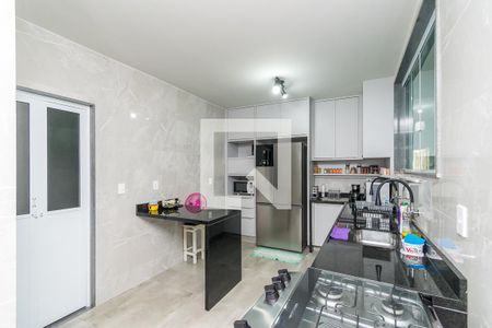 Casa à venda com 390m², 3 quartos e 4 vagasCozinha