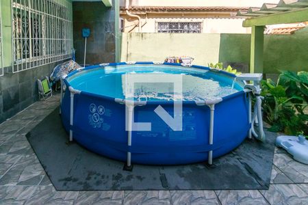 Casa à venda com 390m², 3 quartos e 4 vagasVaranda - Piscina